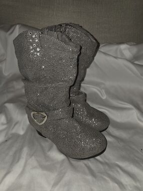 BONGO Girls Glitter Gray Mid-Calf Boots with Heart Buckle